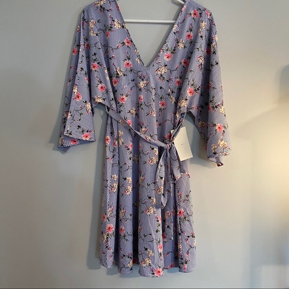 Tresics Dresses & Skirts - Blue Striped Floral Dress